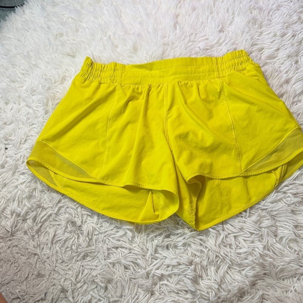 Lululemon Hotty Hot Low-Rise Lined Short 4" Electric Lemon